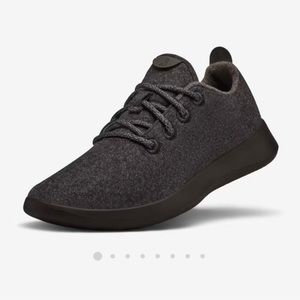 Allbirds women’s wool runners, size 10, black